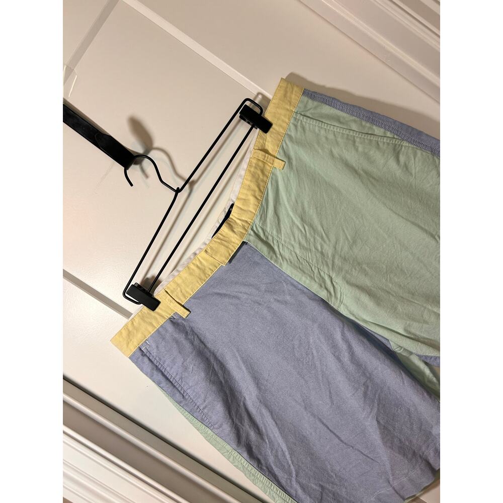 Chaps Men's Colorblock Oxford Panel Cotton Khaki Chino Shorts Multicolor Size 38 - Picture 2 of 11